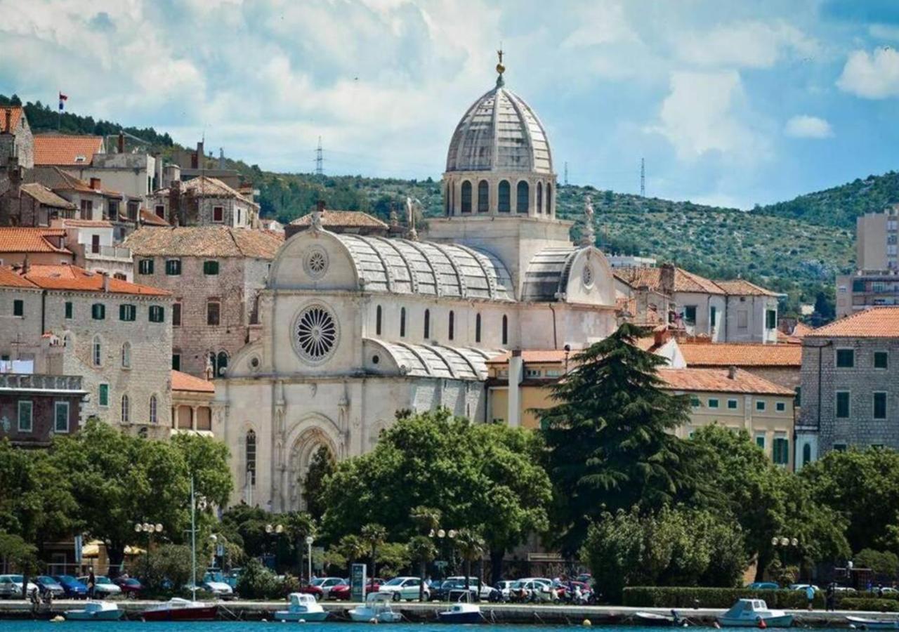 Luxury Beach Apartment W Sunset Sea Views Šibenik Exterior foto